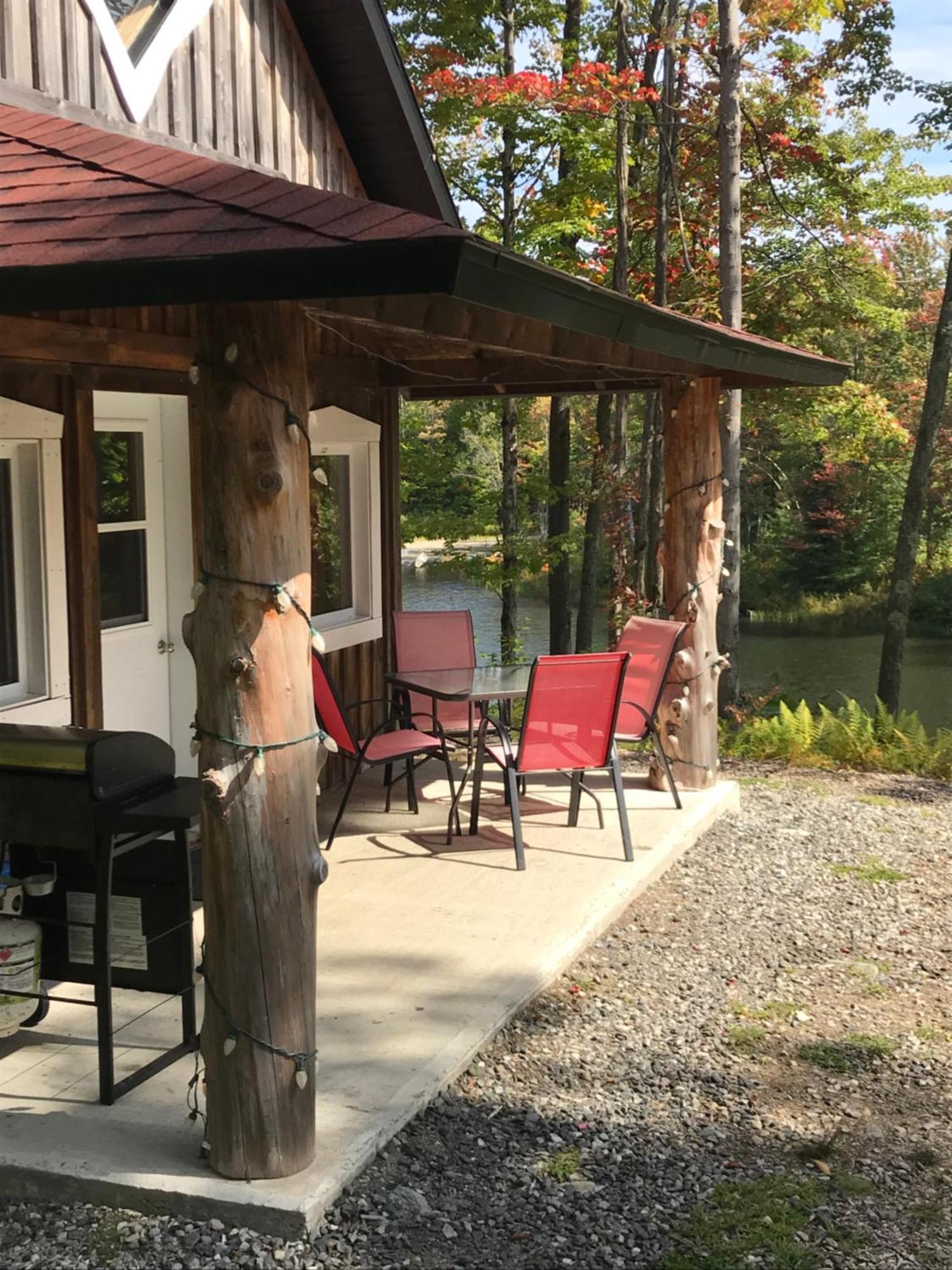 Paradis Sauvage Geronimo Saint-Etienne-de-Bolton Exterior foto